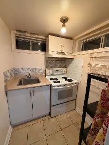 Private One bedroom basement apt for rent from August 1st - Photo 6