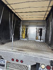 2019 Isuzu NRR Flatdeck with rollback tarp - Photo 6