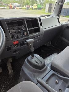 2019 Isuzu NRR Flatdeck with rollback tarp - Photo 11