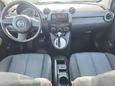 2011 Mazda Mazda2 Automatic Fuel Efficient Car - Photo 12
