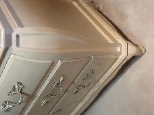 Hendron Bombe Cabinet - Photo 10