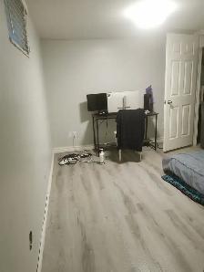 UWO Off Campus Rent - 3 BEDROOMS FOR 3 MALE STUDENTS - Photo 8