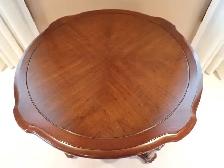 Rounded Side Table with shelf - Photo 2