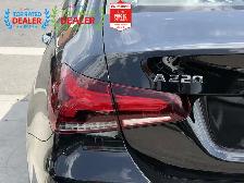 2022 Mercedes-Benz A-Class //AMG PKG | ONE OWNER | MB SERVICED | - Photo 13