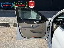 2016 Mercedes-Benz C-Class //AMG PKG | PANO | NAVI | REAR CAMERA - Photo 17