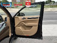 2016 Porsche Cayenne | PREMIUM PKG | ONE OWNER | PANO | 360 CAME - Photo 30