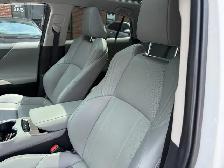 2024 Toyota Venza LIMITED AWD ,NAVIGATION, PANORAMIC ROOF, LEATH - Photo 13