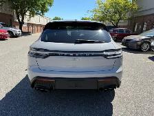 2023 Porsche Macan AWD, PREMIUM PLUS PKG, ACTIVE CRUISE CONTROL - Photo 7