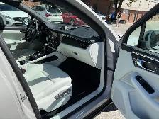 2023 Porsche Macan AWD, PREMIUM PLUS PKG, ACTIVE CRUISE CONTROL - Photo 10