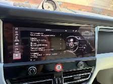 2023 Porsche Macan AWD, PREMIUM PLUS PKG, ACTIVE CRUISE CONTROL - Photo 32