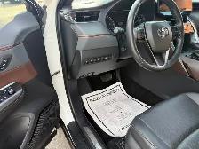 2021 Toyota Venza LIMITED AWD , PANORAMIC ROOF, LEATHER , NAV - Photo 10