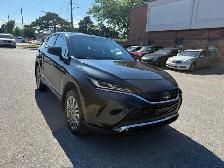 2024 Toyota Venza LIMITED AWD , ONE OWNER, PANORAMIC ROOF, LEATH - Photo 3