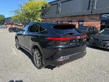 2024 Toyota Venza LIMITED AWD , ONE OWNER, PANORAMIC ROOF, LEATH - Photo 5