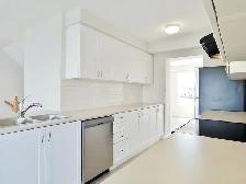 4 bedroom and 3.5 bathroom End Unit Townhouse/ Barrhaven/Nepean - Photo 2