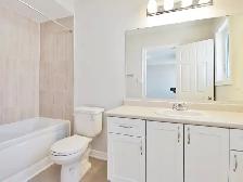 4 bedroom and 3.5 bathroom End Unit Townhouse/ Barrhaven/Nepean - Photo 10