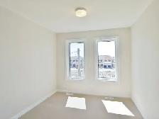 4 bedroom and 3.5 bathroom End Unit Townhouse/ Barrhaven/Nepean - Photo 14