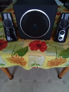 Haut-parleurs Logitech modèle Z 523 - Photo 4