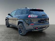 2020 Jeep Cherokee Trailhawk / 4WD - Photo 4