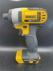 DEWALT 1/4" IMPACT DRIVER DCF885