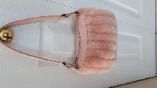 SAC À MAIN ROSE IMITATION VISON 6'x9', BANDOULIÈRE SUÈDE: $10.00 - Photo 2