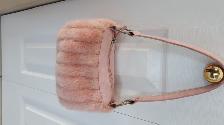 SAC À MAIN ROSE IMITATION VISON 6'x9', BANDOULIÈRE SUÈDE: $10.00 - Photo 3