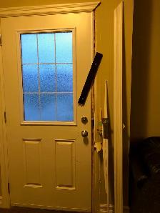 .selling, cracked door frames , busted door slabs and/or frames - Photo 4