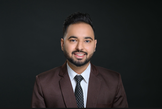 Calgary Real Estate Services - Neeraj Kapoor, Prep Ultra Realty