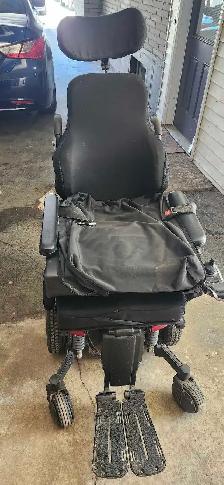 Pride Quantum Q6 Edge 2.0 Electric Wheelchair - Photo 4