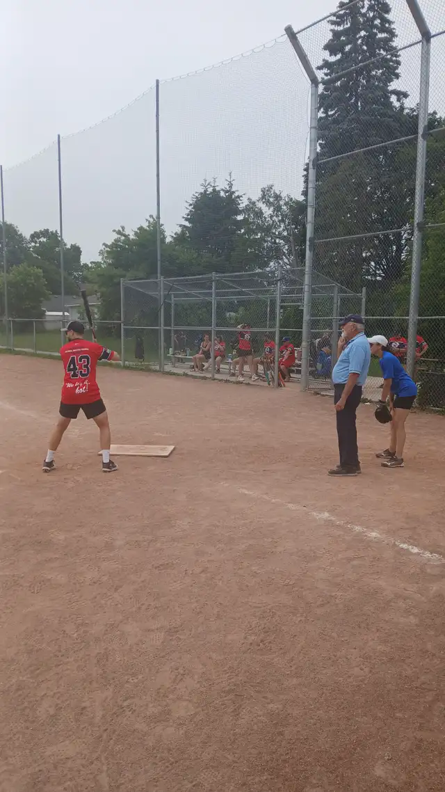 Female Slo-Pitch Player wanted in Stroud Ontario Sundays