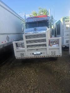 2015 Freightliner Coronado