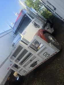 2015 Freightliner Coronado - Photo 5