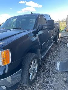 2014 GMC 2500 Duromax Diesel - Photo 2