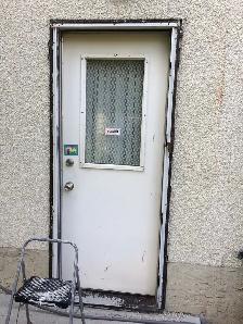 complete STORM door installation service, prompt after you suppl - Photo 4