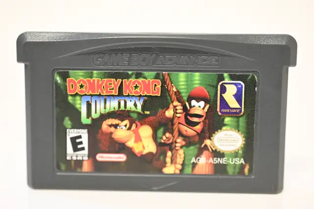 Game Boy Advance Donkey Kong USED in good and working condition