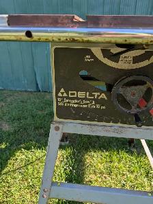 Delta 10' Table Saw For Sale - Photo 2