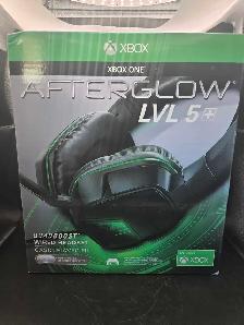 NEW XBOX ONE AFTERGLOW LVL 5  WIRED HEADSET