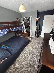 ALL INCLUSIVE $2600 | 3-Bedroom Upper Unit in Russell - Photo 9