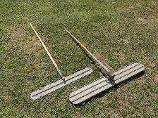 2 truels a manche une de 36'' et une de 48'' en bonne condition.