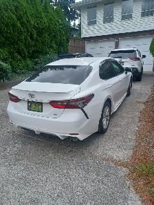 2022 TOYOTA CAMRY SE, GAS MODEL, WHITE, 174,200 KMS,ONE OWNER - Photo 4