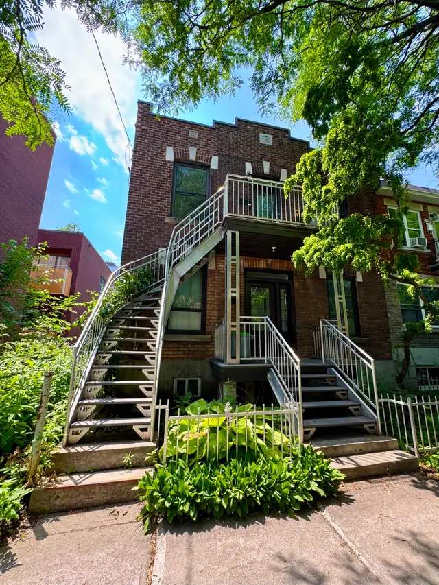 6 ½ lumineux, 3 ch fermées, rénové, équipé | Rosemont