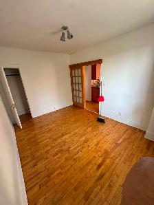 6 ½ lumineux, 3 ch fermées, rénové, équipé | Rosemont - Photo 9