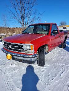 1988 Chevy Cheyenne Long Box 4x4 Truck