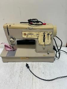 Singer Stylist 457 Sewing Machine