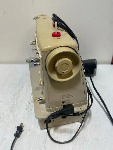 Singer Stylist 457 Sewing Machine - Photo 5