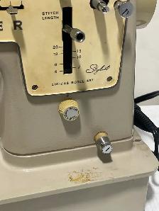 Singer Stylist 457 Sewing Machine - Photo 10