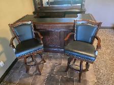 bar, back bar, hutch, chairs - Photo 4