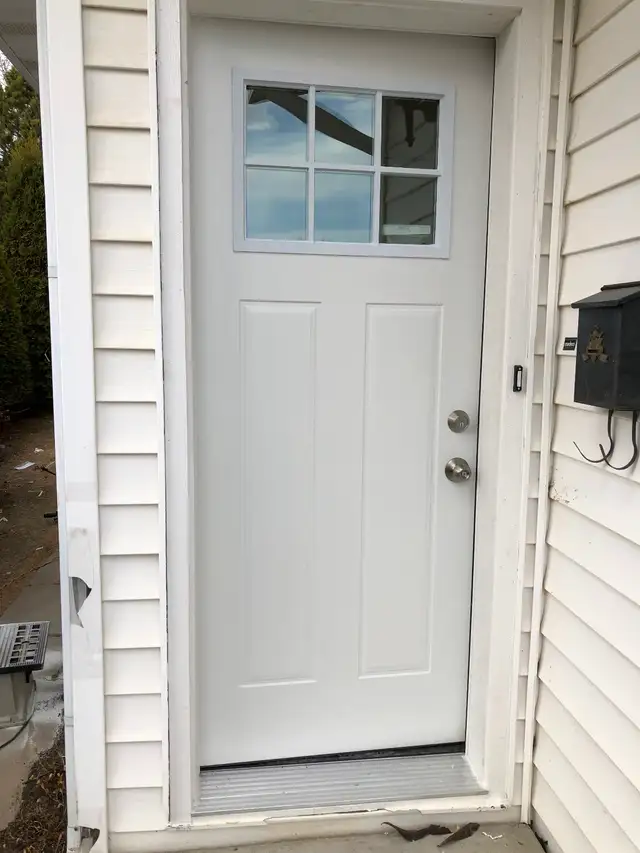 Profe$ional Outside Door In$tallation $ervices.Professional Ou