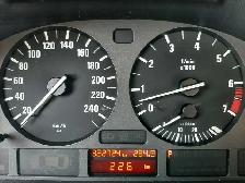 METICULOUSLY MAINTAINED 2004 BMW X5 3.0L AWD!! - Photo 3