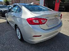 2016 Chevrolet Cruze LT - Photo 4