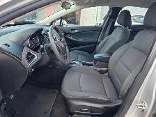 2016 Chevrolet Cruze LT - Photo 13